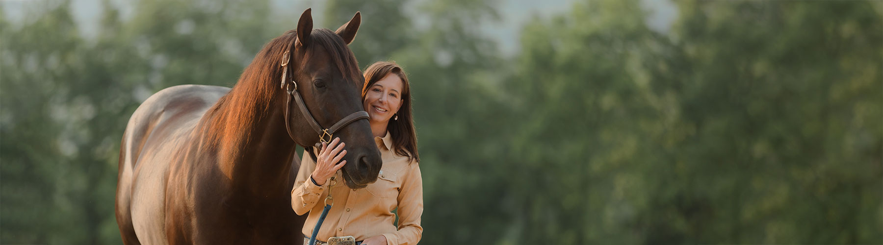 Platinum advisor with her horse